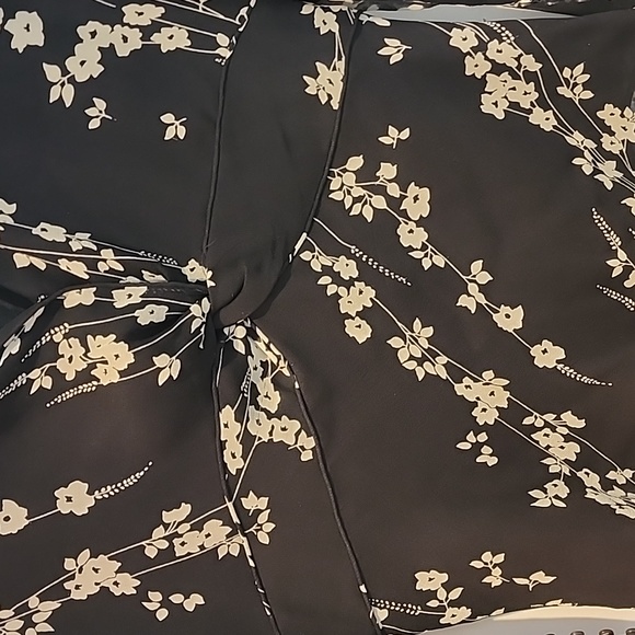 By ICE women's long sleeve lace tunic size 8 - Picture 3 of 6